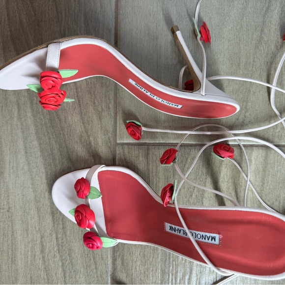 Manolo Blahnik Rose Heels - Picture 8 of 9